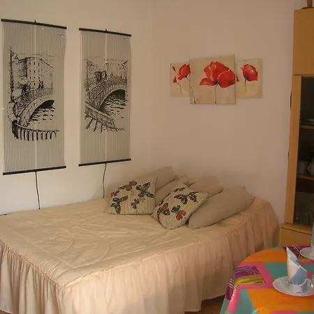 Kvartira Estudio Appartamento